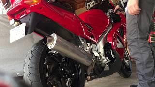 Honda VFR 750 sound  Two Brothers exhaust [upl. by Kathy]