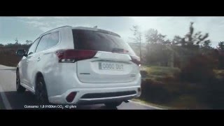 Mitsubishi Outlander PHEV 2016 Triplica tus sensaciones [upl. by Yeldoow]