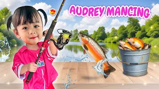 AUDREY PERTAMA KALI BUAT LOMBA MANCING IKAN DI SUNGAI [upl. by Calloway301]