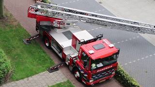 BRANDWEER Hoogwerker in actie [upl. by Sebastiano101]