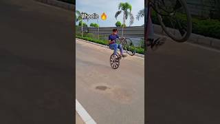 normal Cycle par Wheelie 😱👍😎 shortsvideo ytshort stunt popular cycle video wheelie [upl. by Yzzik]