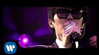 方大同 Khalil Fong  Rosy 15 Live Version MV [upl. by Ahsitniuq]