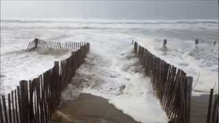 Tempête de mer Canet en Roussillon le 5 mars 2013 [upl. by Asiralc]