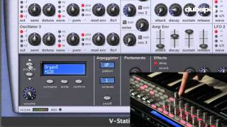 Tutorial Novation 25 SL MIDI Keyboard Controller  Logic Pro Automapping [upl. by Artenak]