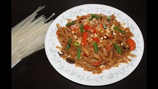 Vegetarian Pad Thai Noodles Vegetarian pad thai Kavitas Kitchen ampTravel [upl. by Ardnoek]