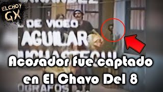 VIDEO  Acosador fue captado en El Chavo Del 8 [upl. by Teodoro]