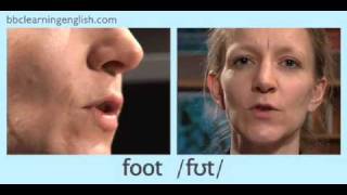 English Pronunciation 👄 Short vowel ʊ  ‘foot’ ‘put’ amp ‘good’ [upl. by Meldoh]