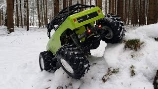 Axial Deadbolt SNOW BASH Monster tires [upl. by Paco]