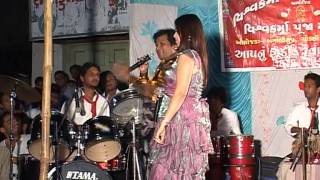 NIKITA JOSHI  CHUP GAYE SARE NAZARE  LIVE [upl. by Carhart]