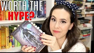 READING THRONE OF GLASS FOR THE FIRST TIME  Reading Vlog [upl. by Esyak825]