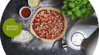 Pizza einfach selbst gemacht  mit der KitchenAid und TschimmHook [upl. by Dominic]