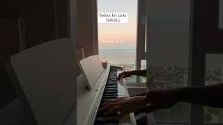 Bu şarkıların popüler olduğu zaman🥀 piano pianomusic keşfet music [upl. by Rollo]