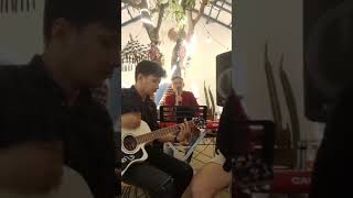 Asal Kau Bahagia  Armada Cover by CrispyCoustic ImronOctave [upl. by Rednal]