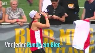 Bier exen und laufen quotBeer Mile World Classicquot in London [upl. by Ahsykal]