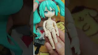 Nendoroid miku on obitsu 11 body [upl. by Aihsenrad363]