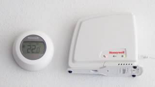 Round Wireless verbinden met de Internet Gateway  Honeywell Home [upl. by Yralih]