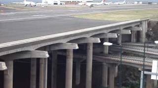 Aterragem Aeroporto da Madeira Funchal Airbus A330200 TAP Portugal Landing at Madeira Airport [upl. by Aronos]