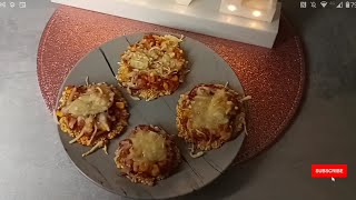 Mini Pizza Reiswaffeln Low Carb Diät Rezept Diätrezept Kochrezept abnehmen [upl. by Giacinta]