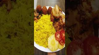 Lunch idea  Yellow Rice Rostered Chicken Shorts [upl. by Mehsah306]