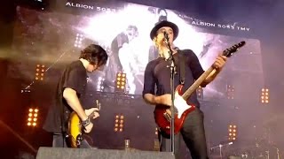 The Libertines  Up The Bracket  Reading Festival 2015 [upl. by Ettennig798]