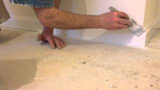 Painting amp decorating How to gloss skirting boards  Trade secrets [upl. by Budd864]