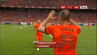 Robben lost Huntelaar af tegen Bulgarije [upl. by Idyh912]