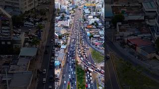 EL CAOS DE SANTO DOMINGO🚗🚕🚙🚚🇩🇴 [upl. by Adila323]