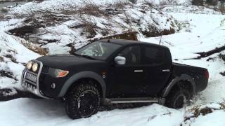 L200 offroad in the snow fun [upl. by Ynneg811]