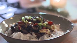 PlantBased LoveSeitan Black Bean Stirfry Vegan Cook at Home Recipe [upl. by Joshua]