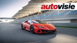 Lamborghini Huracán Evo 2019  Test  Autovisie TV [upl. by Eelrefinnej679]