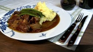 Mitt kök Boeuf bourguignonne med mandelpotatismos  TV4 [upl. by Etnoid]