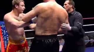 Alexey Ignashov vs Semmy Schilt  20 05 2004 mp4 [upl. by Nivrae]