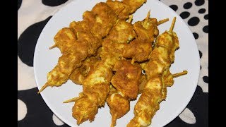 Brochette de poulet marinée à la pâte darachide [upl. by Aamsa805]