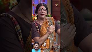 Rinku Bhabhi के ऊपर बैठी Makkhi  The Kapil Sharma Show  दी कपिल शर्मा शो [upl. by Akinajnat266]