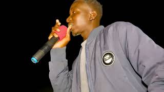 TALENTED CHOKORA SHOCKS KITELAKAPEL COMRADES BY FREESTYLING LIVE ON FRESHERS NIGHT [upl. by Drawyeh]