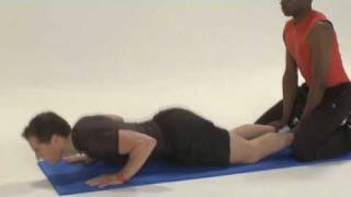 Oefening bovenbeen hamstrings nordic curl Exercise thigh Hamstrings nordic curl [upl. by Enimrac]