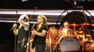 VAN HALEN Complete Concert  MULTICAM Part 2 of 3  Pittsburgh 33012 HIGH QUALITY [upl. by Rriocard]