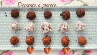 Come preparare i tartufi al cioccolato  videoricette di cioccolatini [upl. by Huxham298]