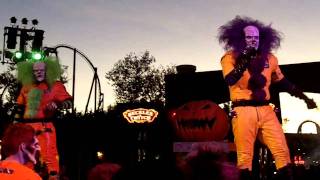 Six Flags Magic Mountain Fright Fest Heckles and Twitch show opening ceremony [upl. by Normy]