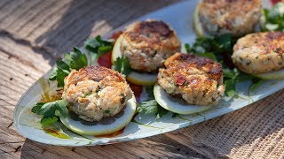 Ingles Table  Family Gathering 2018  Crab Cakes with Remoulade Sauce [upl. by Yi]