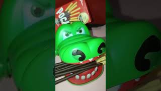 Crocodile Dentist eating pretzel sticks shorts asmrsounds toys [upl. by Llevaj376]