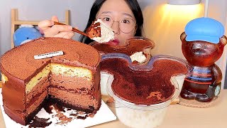 스타벅스 더블 초콜릿 케이크🍫 미키 티라미수 케이크 디저트 먹방 Dessert Mukbang [upl. by Aneehsirk]