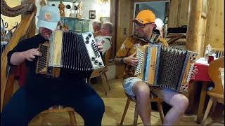 Florian spielt die Munti Polka [upl. by Aohsoj]