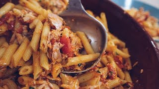 Pasta con tonno – Ricetta veloce e buonissima [upl. by Elmo]