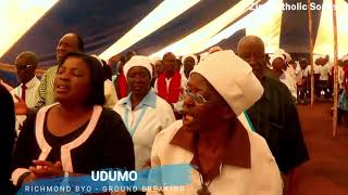 Zimbabwe Catholic Ndebele Songs  UDumo Alube kuNkulunkulu [upl. by Otilesoj370]