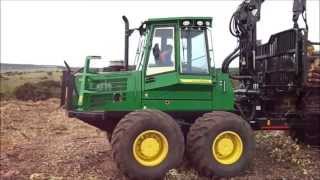 Forwader John Deere 1710D [upl. by Oirogerg]