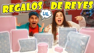 ABRIENDO REGALOS de REYES MAGOS  LOL Retos Divertidos [upl. by Alicec939]