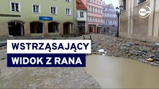 Kłodzko po pierwszej fali powodziowej Wokół powybijane szyby na ulicach meble quotJak opuszczonequot [upl. by Farron513]