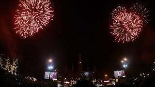 Silvesterfeuerwerk 201819 am Rathausplatz [upl. by Noned]