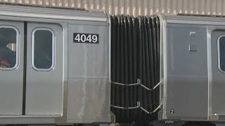 MTA defends new open gangway subway cars [upl. by Rosemary]